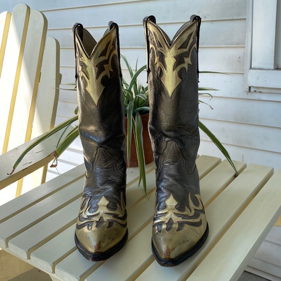 Larry Mahan Shoes - Larry Mahan lady’s gold and bronze pull-on boots size 7B